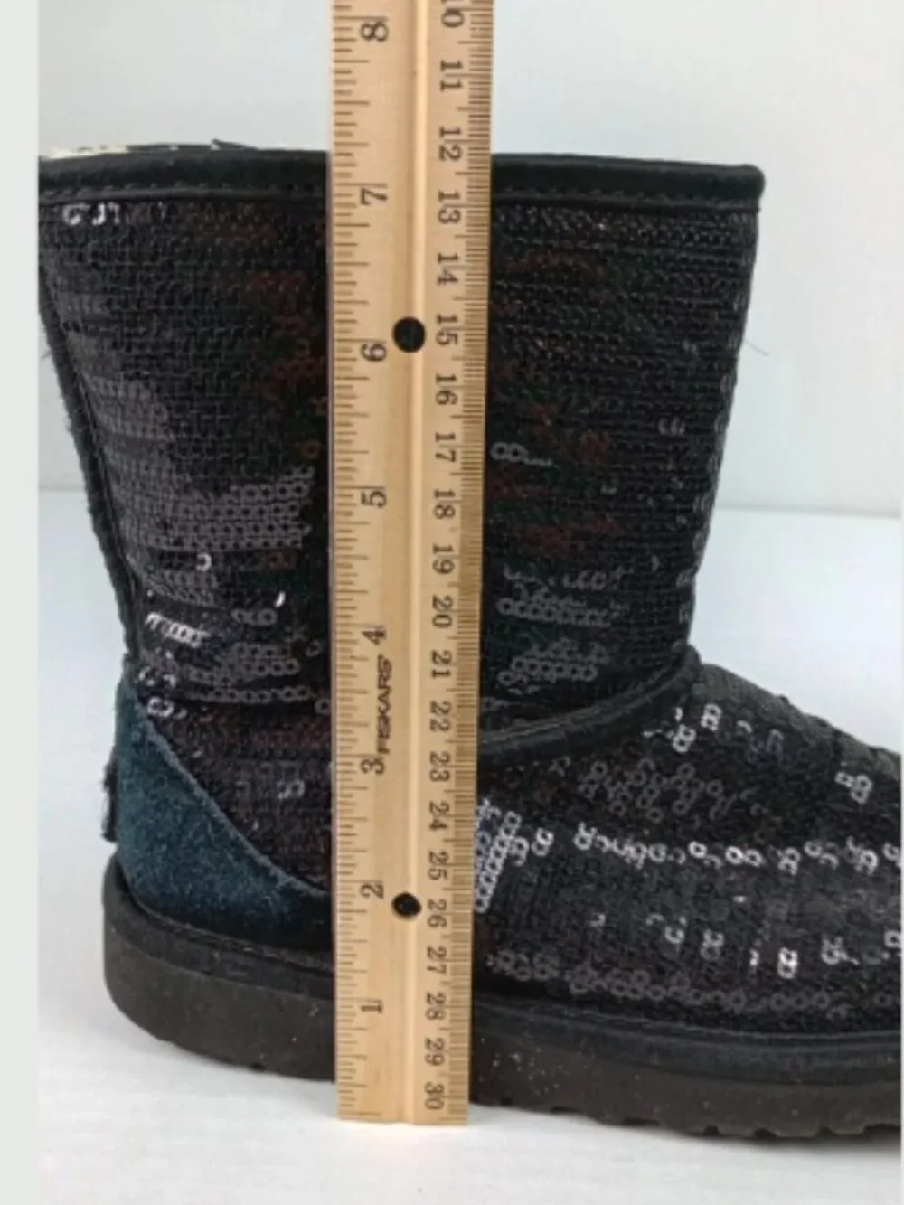 Ugg Australia‎ Classic Kid's Girl's Size 2 Fur Lined Black Sequined Boots